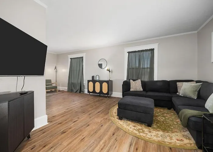 Charming 3bd For Long Casa de férias