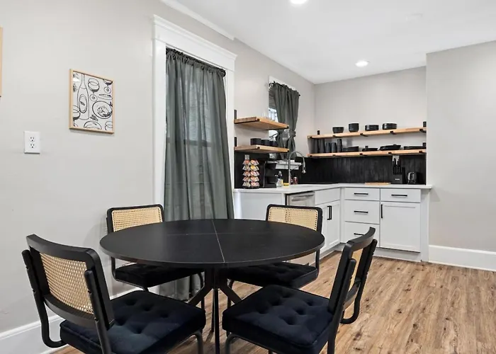 Charming 3bd For Long Casa de férias *