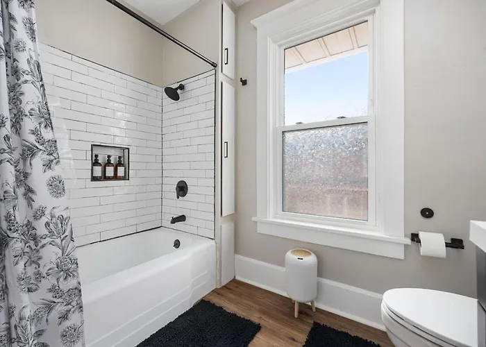 Charming 3bd For Long Casa de férias Peoria